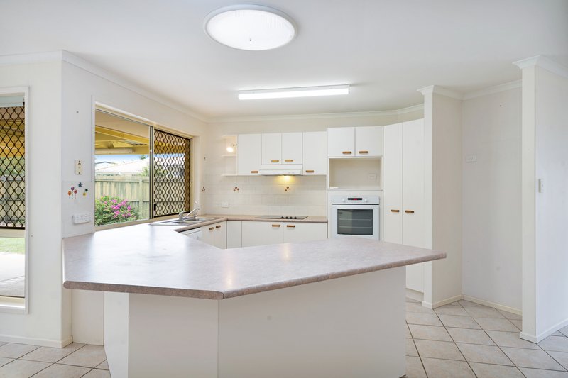 Photo - 36 Voyagers Drive, Banksia Beach QLD 4507 - Image 7