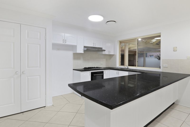 Photo - 36 Wainewright Avenue, West Hoxton NSW 2171 - Image 5