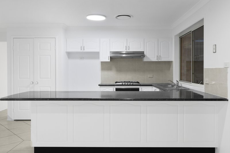 Photo - 36 Wainewright Avenue, West Hoxton NSW 2171 - Image 6