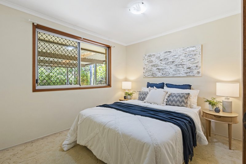 Photo - 36 Waitomo Street, Broadbeach Waters QLD 4218 - Image 23