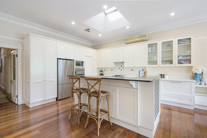 Photo - 36 Wallace Street, Willoughby NSW 2068 - Image 4