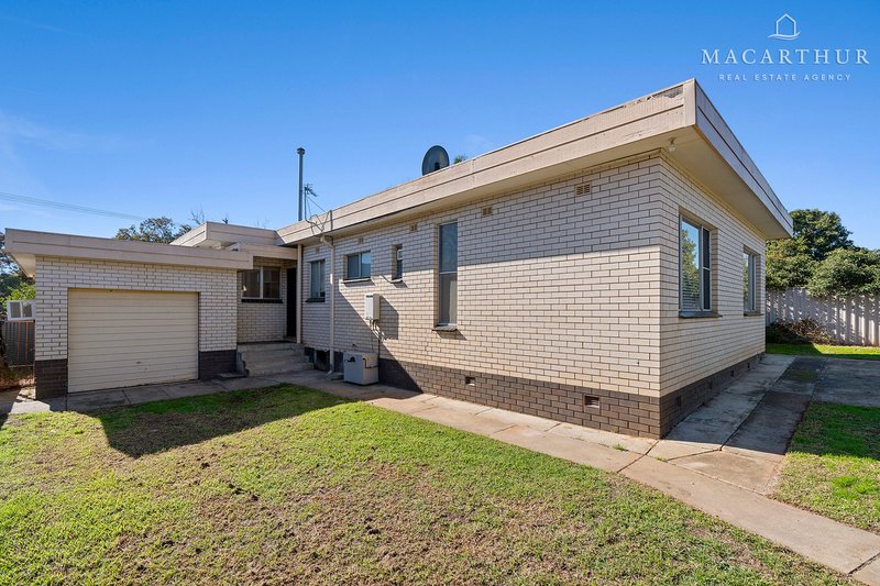 Photo - 36 Walteela Avenue, Mount Austin NSW 2650 - Image 14