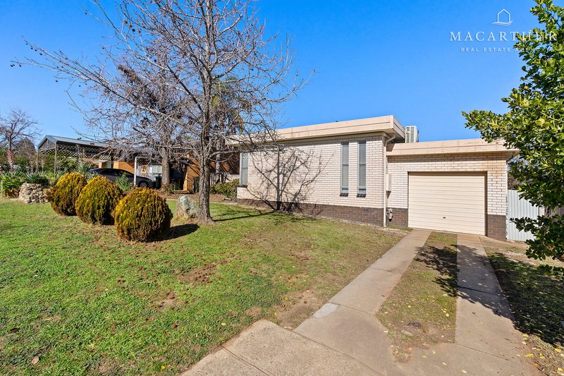 Photo - 36 Walteela Avenue, Mount Austin NSW 2650 - Image 15