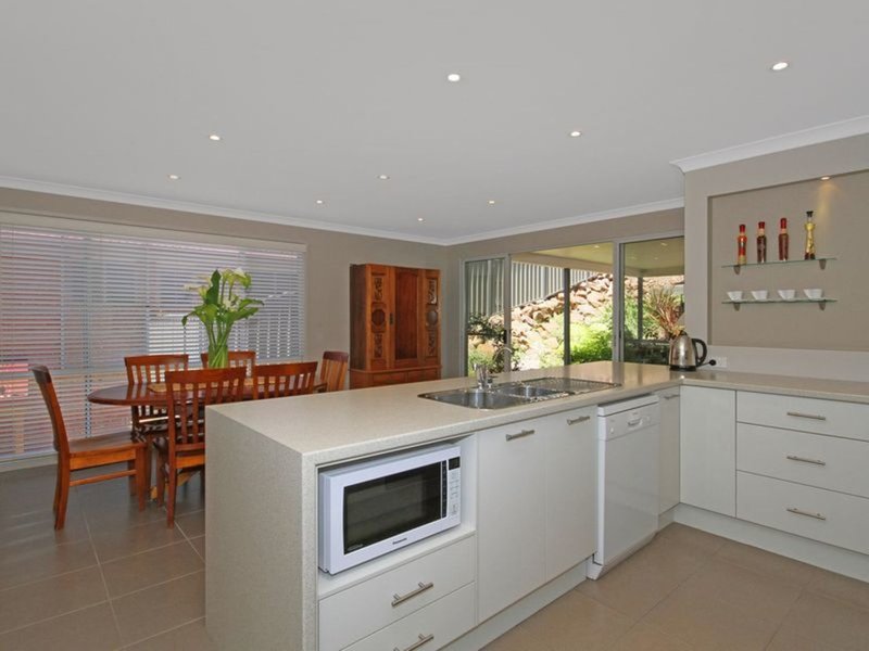 Photo - 36 Wattlebird Way, Malua Bay NSW 2536 - Image 6