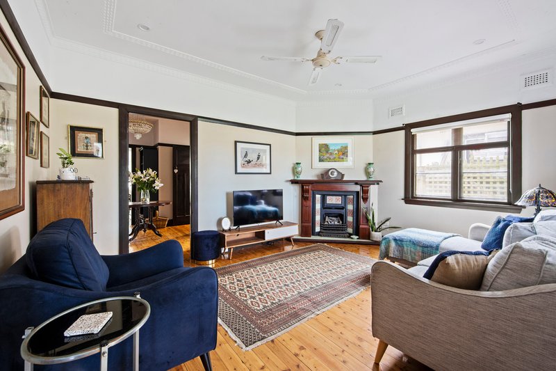 Photo - 36 Wimbledon Avenue, North Narrabeen NSW 2101 - Image 3