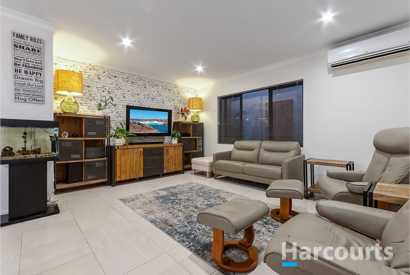 Photo - 36 Windmill Circle, Burns Beach WA 6028 - Image 2