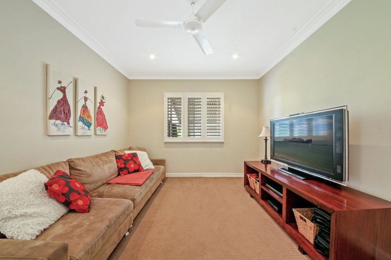 Photo - 36 Windrest Avenue, Aspley QLD 4034 - Image 10