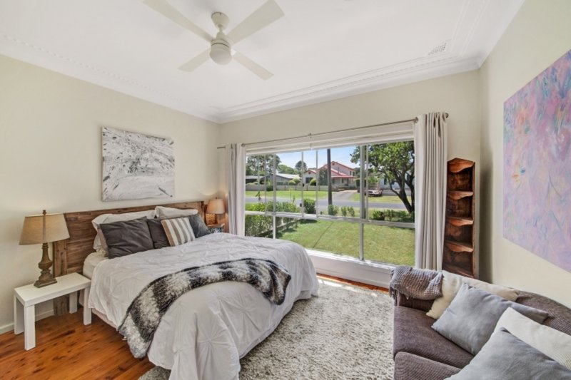 Photo - 36 Winifred Ave , Umina Beach NSW 2257 - Image 3