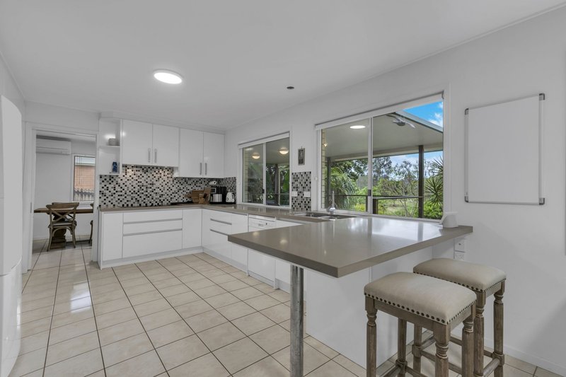 Photo - 36 Yallambee Road, Jindalee QLD 4074 - Image 4