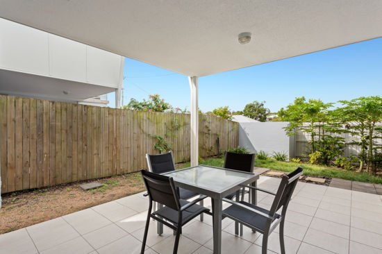 Photo - 3/6 Yaralla Street, Chermside QLD 4032 - Image 2