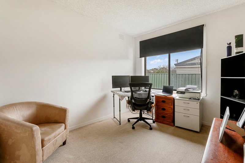 Photo - 3/60-62 Cleeland Street, Dandenong VIC 3175 - Image 6