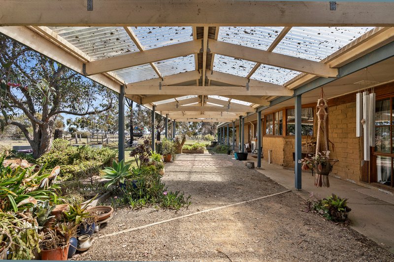 Photo - 360 Branch Road, Lara VIC 3212 - Image 12