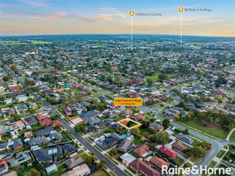 Photo - 3/60 Fairbairn Road, Cranbourne VIC 3977 - Image 15