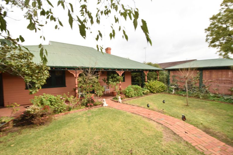 Photo - 360 Henry Street, Deniliquin NSW 2710 - Image 1