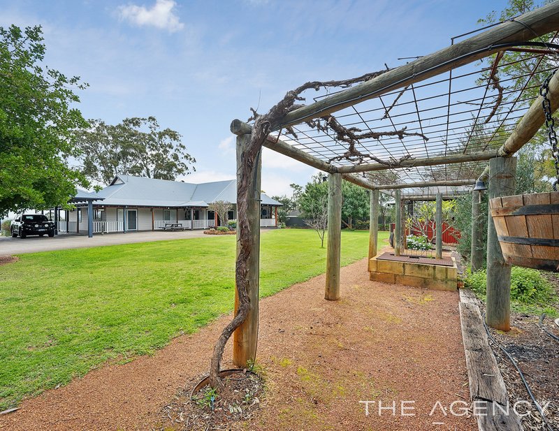 Photo - 360 Viveash Road, Swan View WA 6056 - Image 8