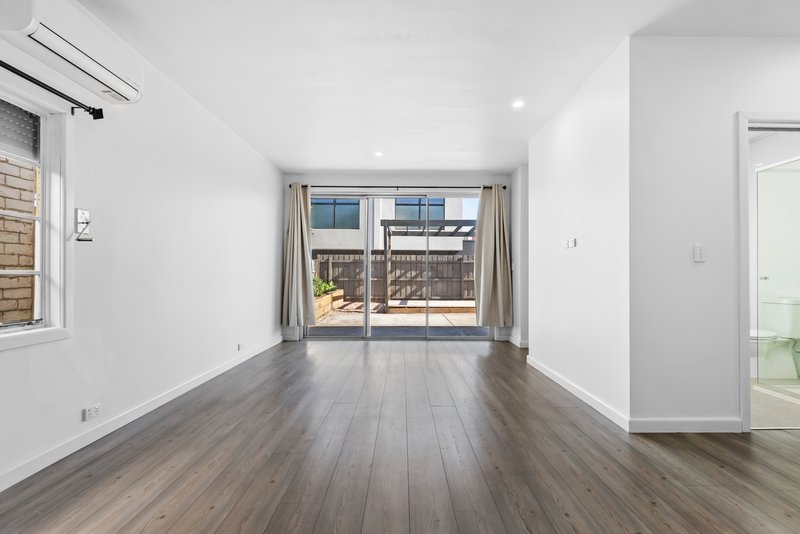 Photo - 360 Williamstown Road, Yarraville VIC 3013 - Image 6