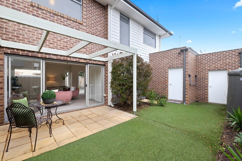 Photo - 3/60 Wilson Street, Cheltenham VIC 3192 - Image 11