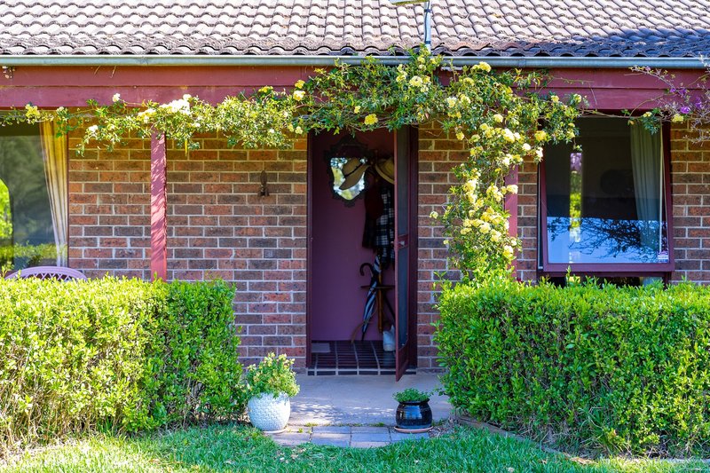 Photo - 360 Wolstenholme Avenue, Greendale NSW 2745 - Image 4