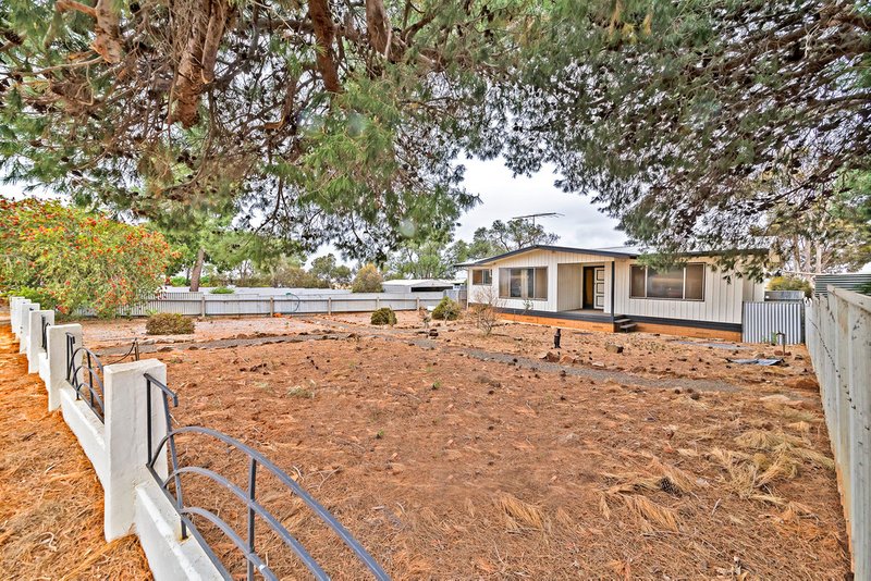 3605 Owen Road, Owen SA 5460