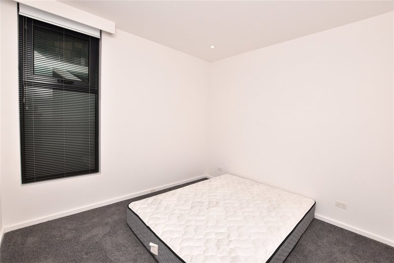 Photo - 3606/151 City Road, Southbank VIC 3006 - Image 5