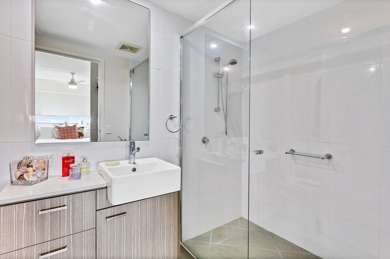 Photo - 3606/3 Emporio Place, Maroochydore QLD 4558 - Image 7