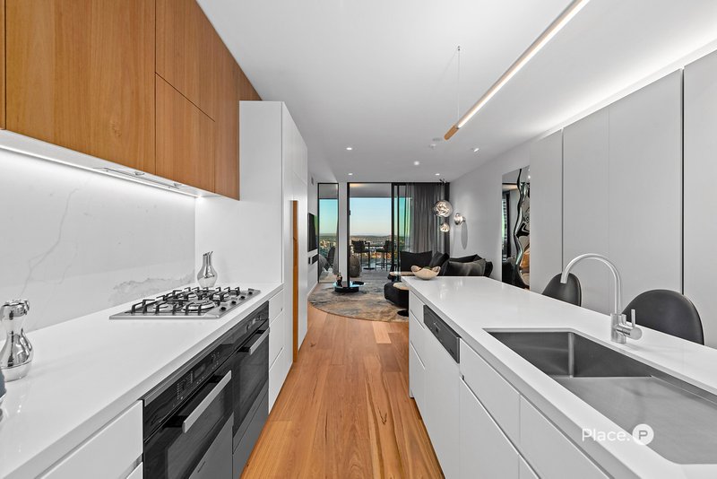 Photo - 3606/443 Queen Street, Brisbane City QLD 4000 - Image 2