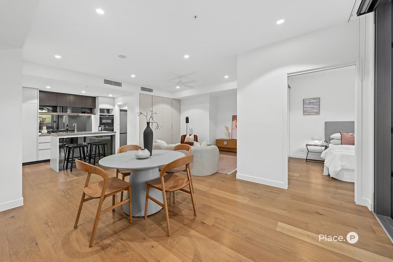 Photo - 3606/8 Margaret Street, Brisbane City QLD 4000 - Image 4