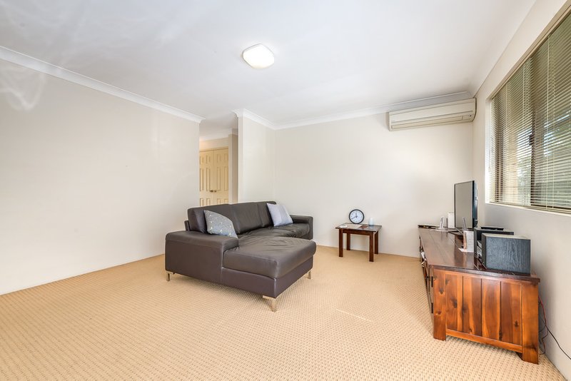 Photo - 3/61 Bayview Street, Runaway Bay QLD 4216 - Image 4