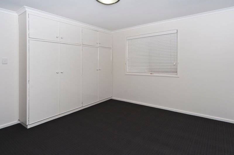 Photo - 3/61 Cleary Street, Centenary Heights QLD 4350 - Image 5