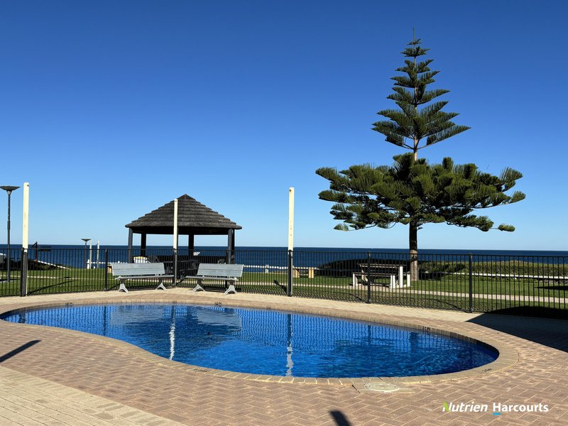 Photo - 36/1 Williams Way, Seabird WA 6042 - Image 20