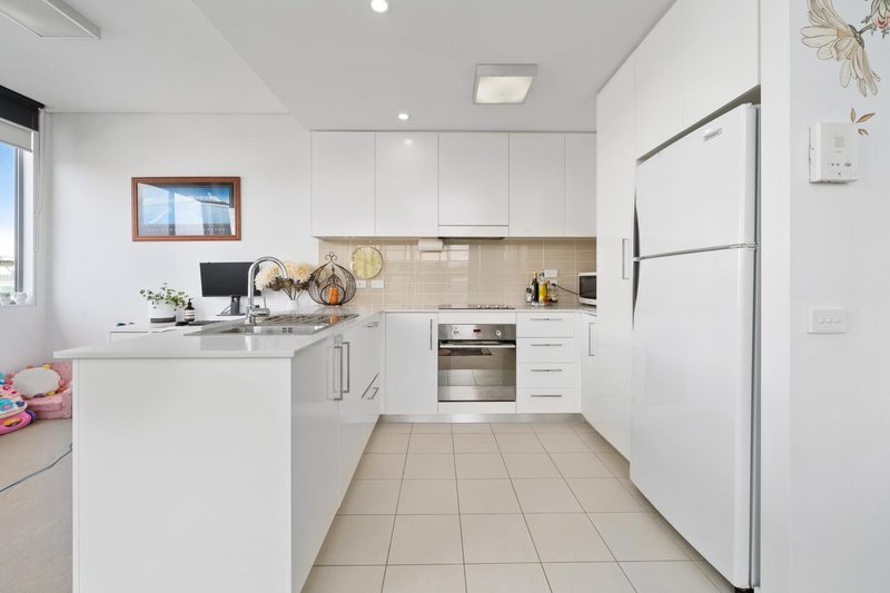 Photo - 36/116 Easty Street, Phillip ACT 2606 - Image 3