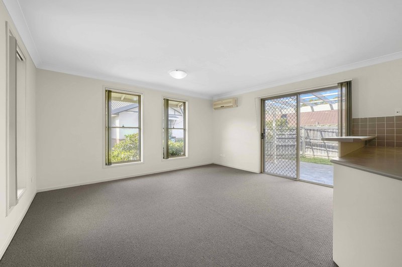 Photo - 36/12 Denton Park Drive, Rutherford NSW 2320 - Image 3