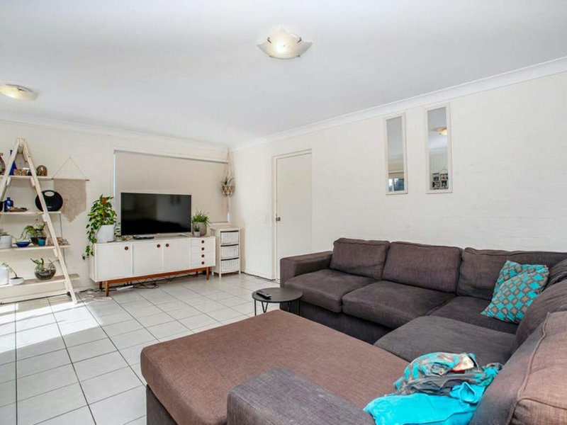 Photo - 36/13-17 Brown Street, Labrador QLD 4215 - Image 2