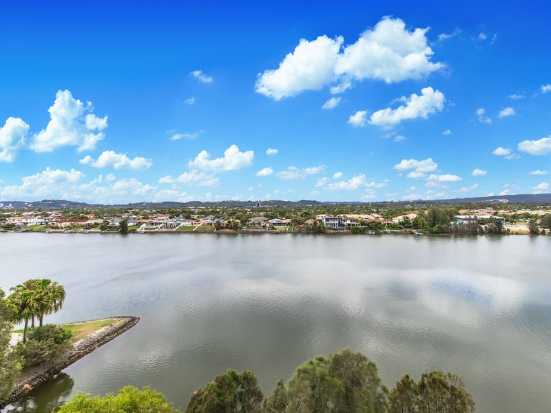 Photo - 361/33 Lakefront Crescent, Varsity Lakes QLD 4227 - Image 5