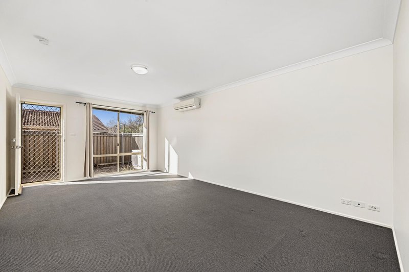 Photo - 36/146 Ellerston Avenue, Isabella Plains ACT 2905 - Image 4