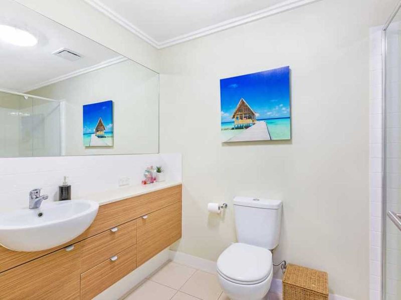 Photo - 36/154 Musgrave Ave , Southport QLD 4215 - Image 5