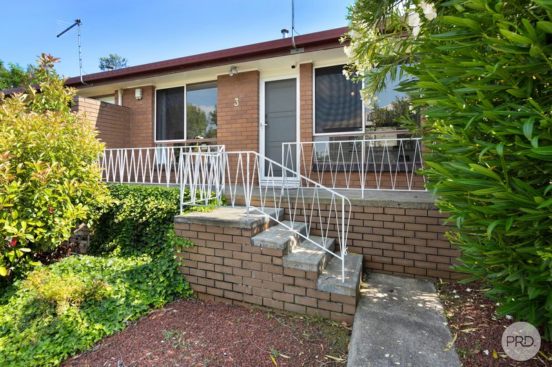 Photo - 3/619 Neill Street, Soldiers Hill VIC 3350 - Image 1