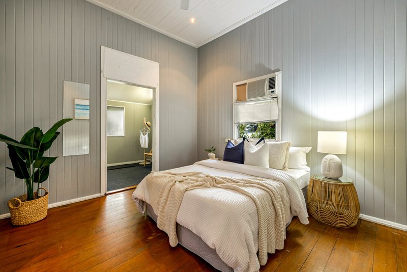 Photo - 362 Draper Street, Parramatta Park QLD 4870 - Image 5