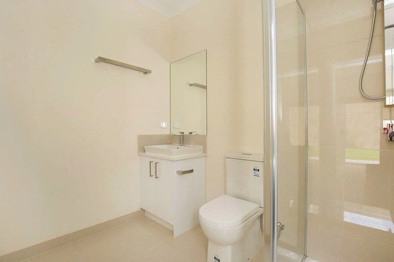 Photo - 3/62 Rathcown Road, Reservoir VIC 3073 - Image 6