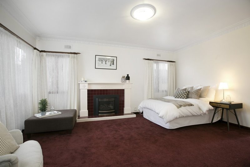 Photo - 362 Warrigal Road, Cheltenham VIC 3192 - Image 8