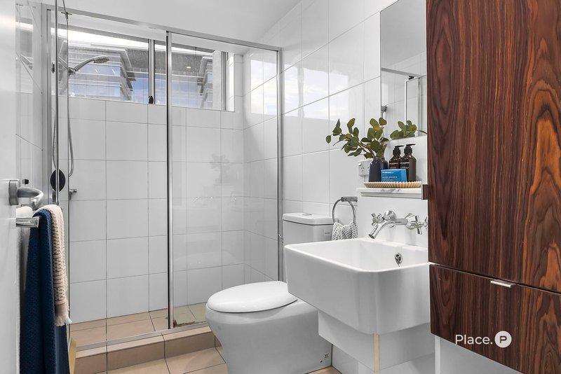 Photo - 362/1000 Ann Street, Fortitude Valley QLD 4006 - Image 10