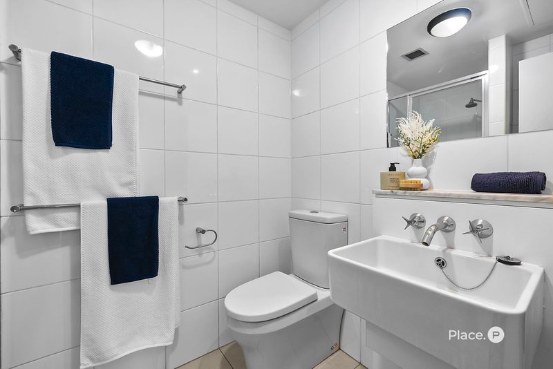 Photo - 362/1000 Ann Street, Fortitude Valley QLD 4006 - Image 13