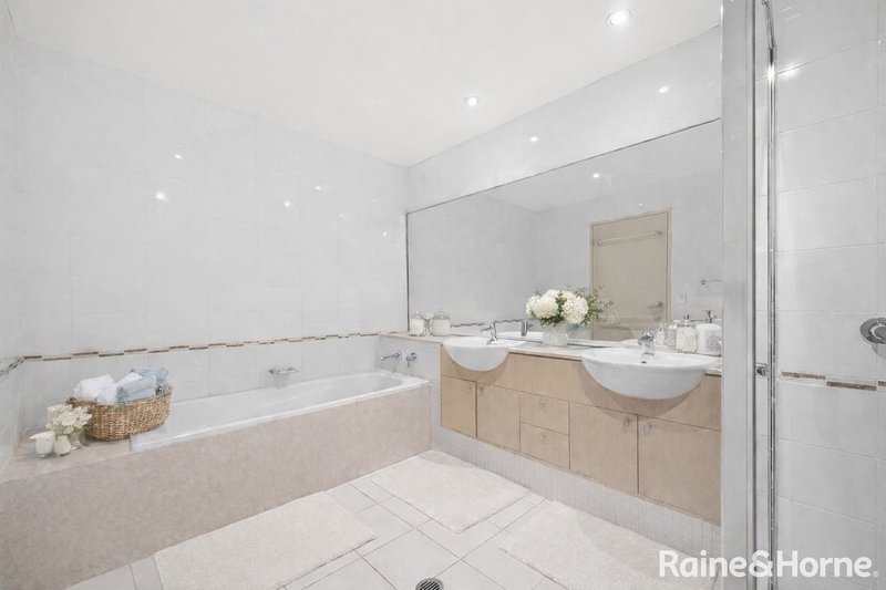 Photo - 36/22 Admiralty Drive, Breakfast Point NSW 2137 - Image 4