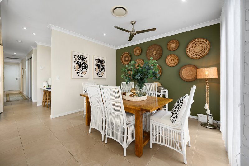 Photo - 36/299 Napper Road, Arundel QLD 4214 - Image 1