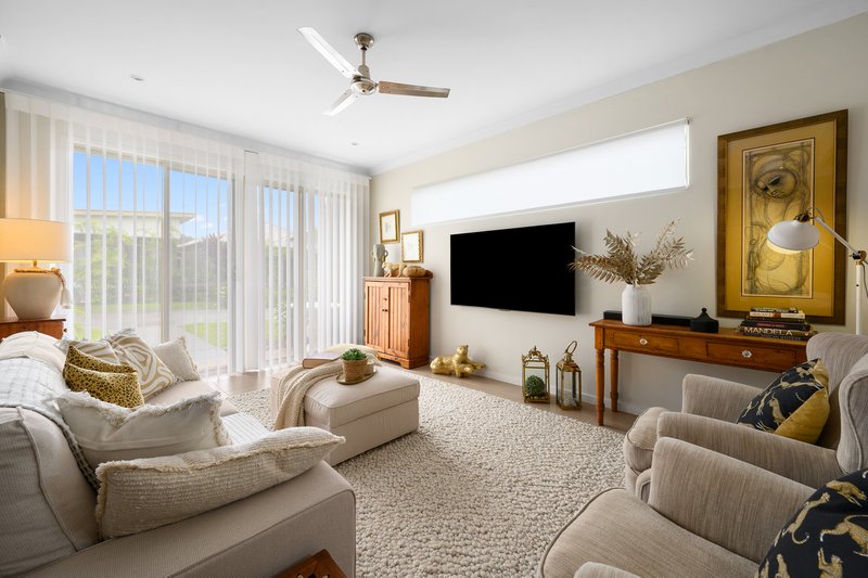 Photo - 36/299 Napper Road, Arundel QLD 4214 - Image 2