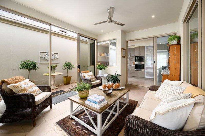 Photo - 36/299 Napper Road, Arundel QLD 4214 - Image 4