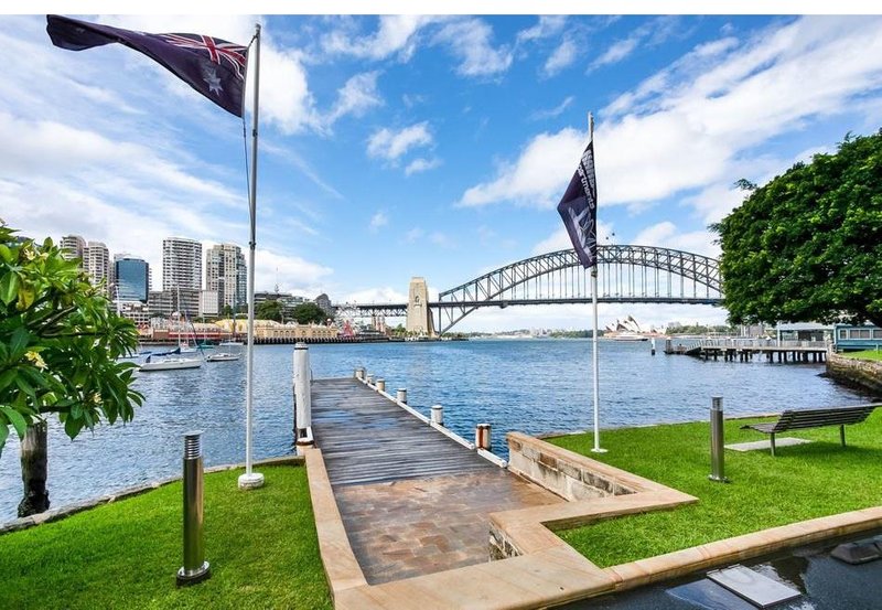 Photo - 36/2A Henry Lawson Avenue, Mcmahons Point NSW 2060 - Image 10