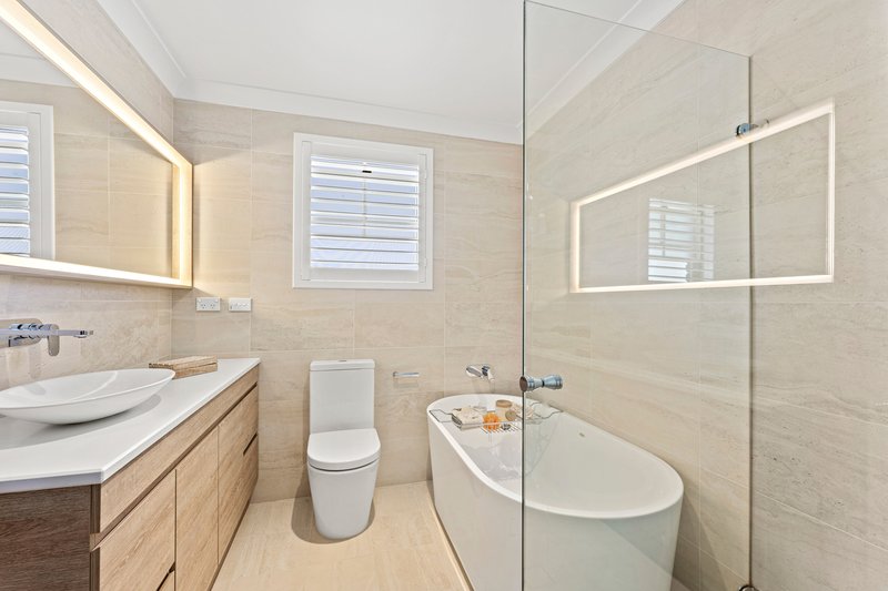 Photo - 3/63 Bank Street, Wollongong NSW 2500 - Image 5