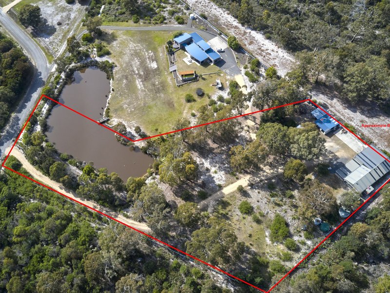 Photo - 363 Harveys Farm Road, Bicheno TAS 7215 - Image 2