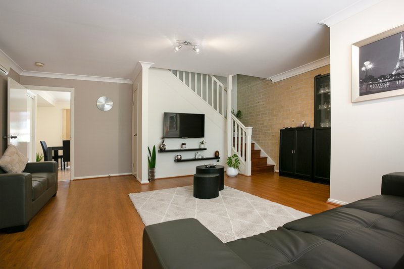 Photo - 3/63 Jones Street, Kingswood NSW 2747 - Image 2